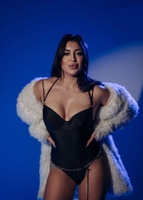 Проститутка Кира